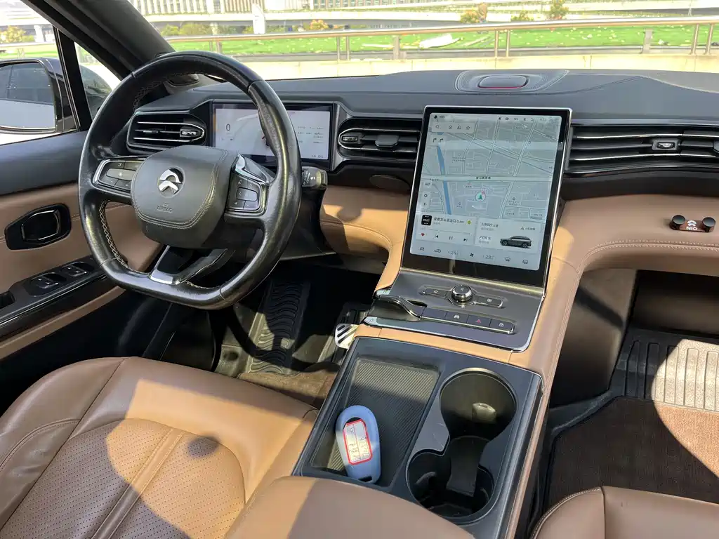 NIO ES6 — миниатюра 8