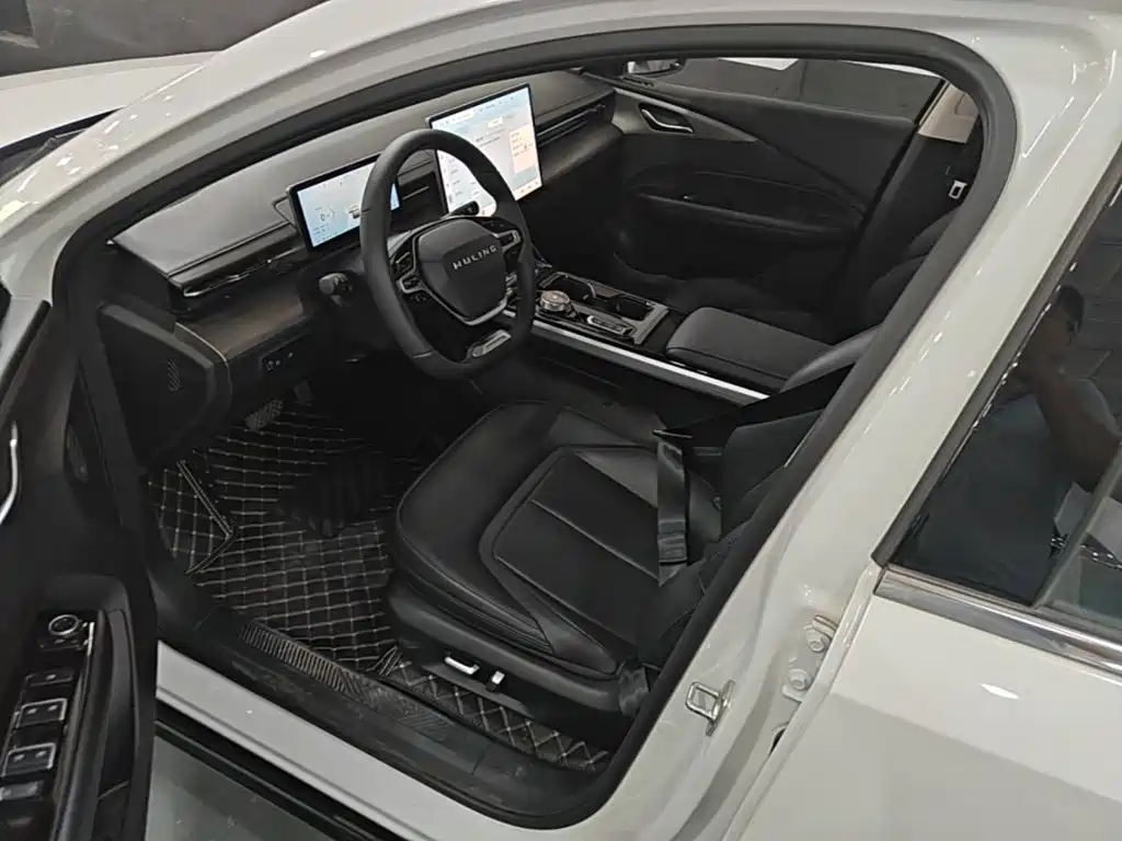 Wuling Xingguang — миниатюра 15