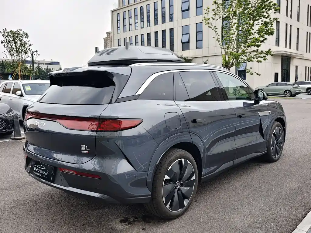 BYD Tang L L 2025 DM 175KM