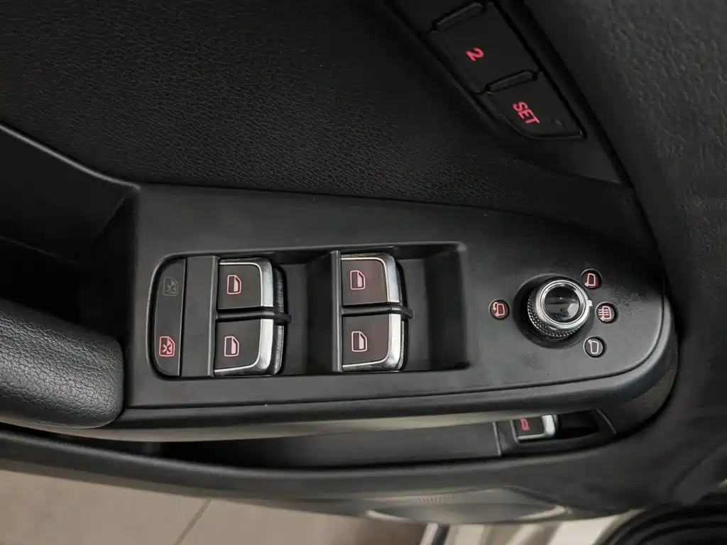 Audi A4L 2016 35 TFSI S line Luxury