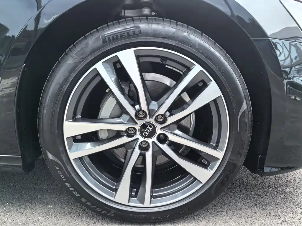 Audi A6L — миниатюра 9