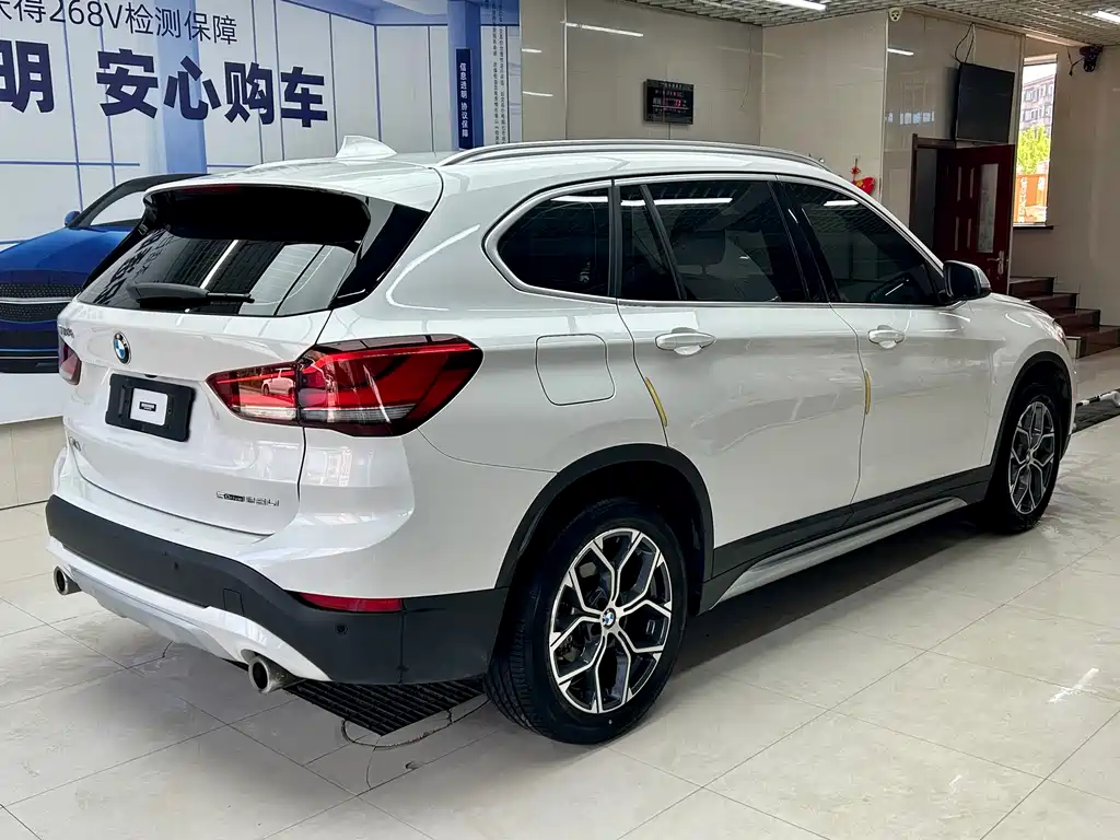 BMW X1 2022 sDrive20Li Fashion