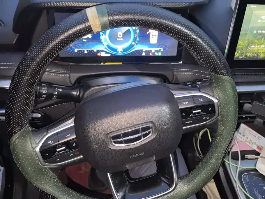 Geely Haoyue — миниатюра 15