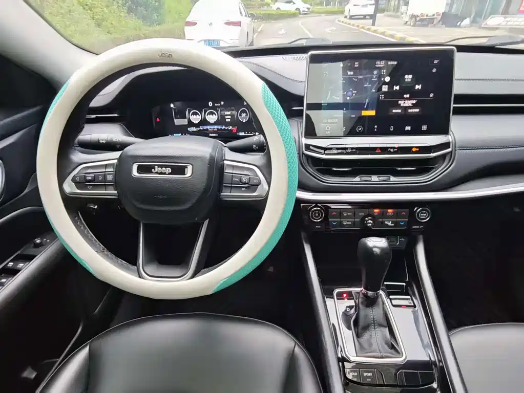 Jeep Compass — миниатюра 9