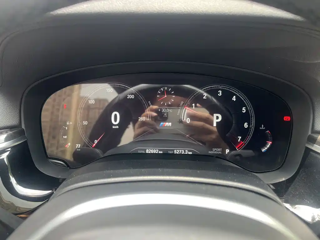 BMW 5 Series — миниатюра 17