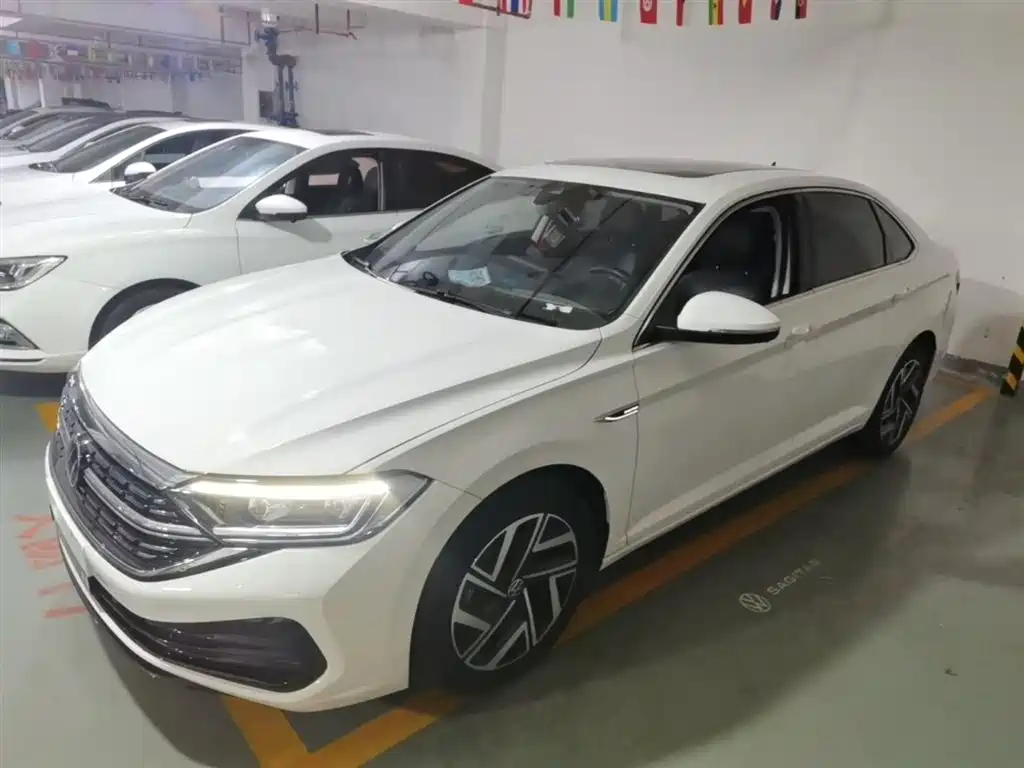 Volkswagen Sagitar 2023