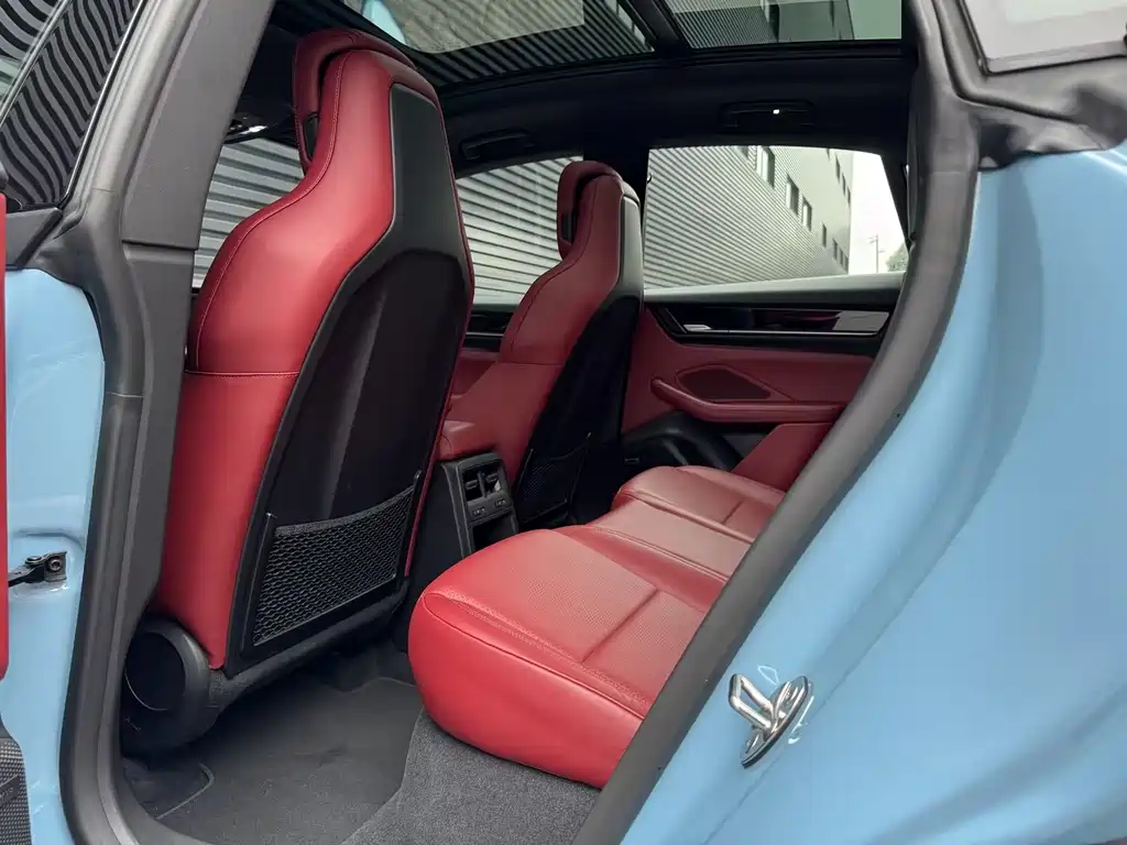 PORSCHE MACAN NEW ENERGY