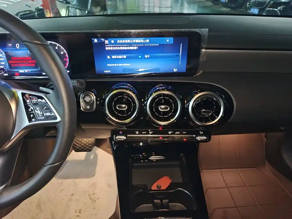 Mercedes-Benz A-Class — миниатюра 13