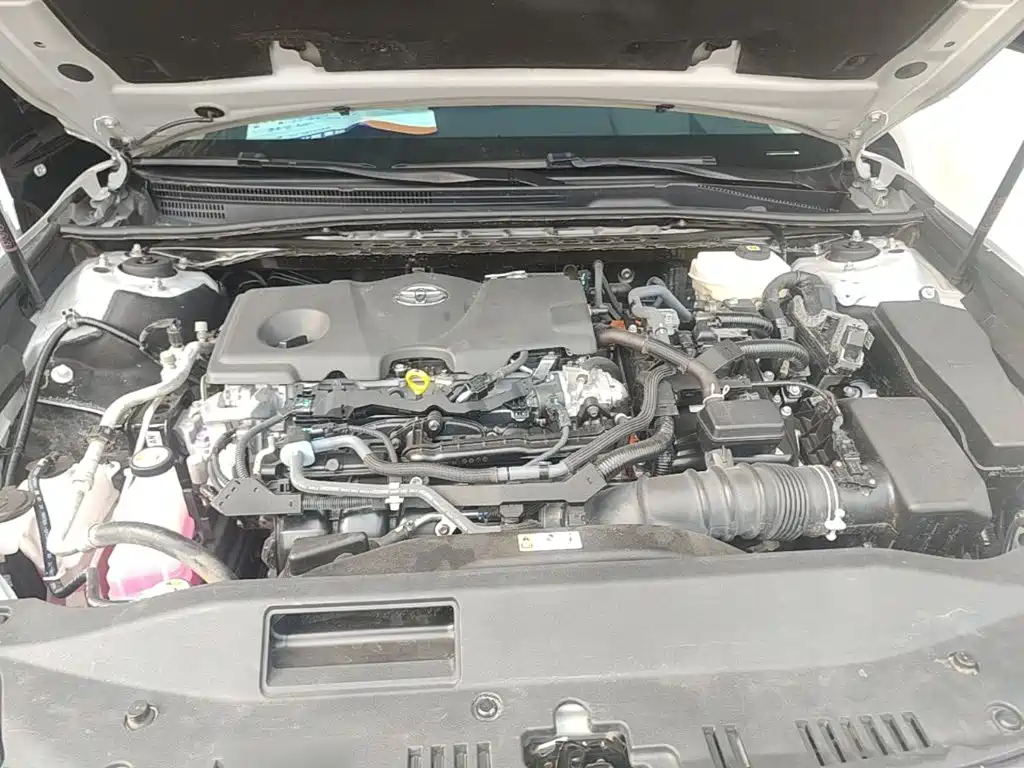 Toyota Camry — миниатюра 20