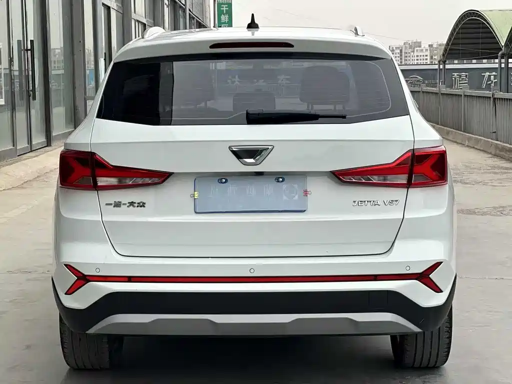 JETTA VS7