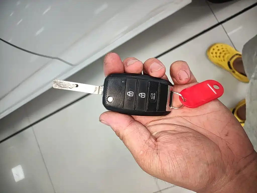 Kia K2 — миниатюра 9