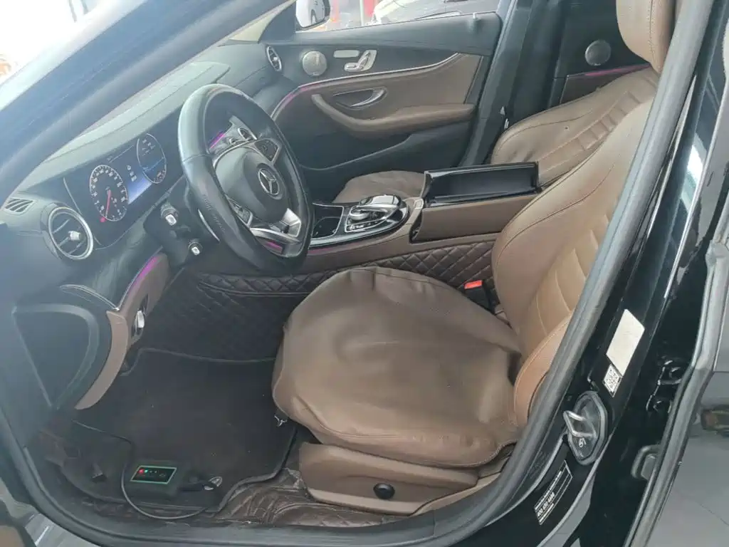 Mercedes-Benz E-Class — миниатюра 15
