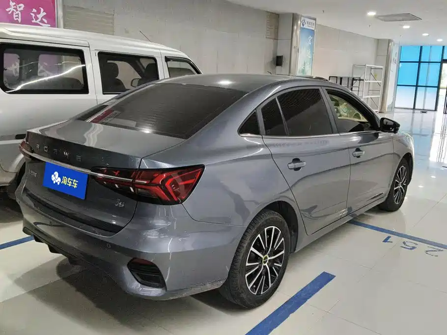 Roewe i5 — миниатюра 3