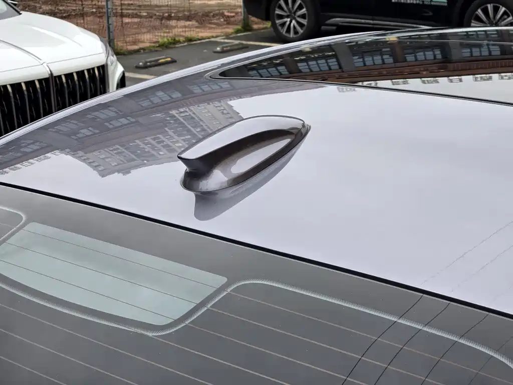 Hongqi H5 1.5T DCT Connected Flagship Rhythm Edition, фото 12