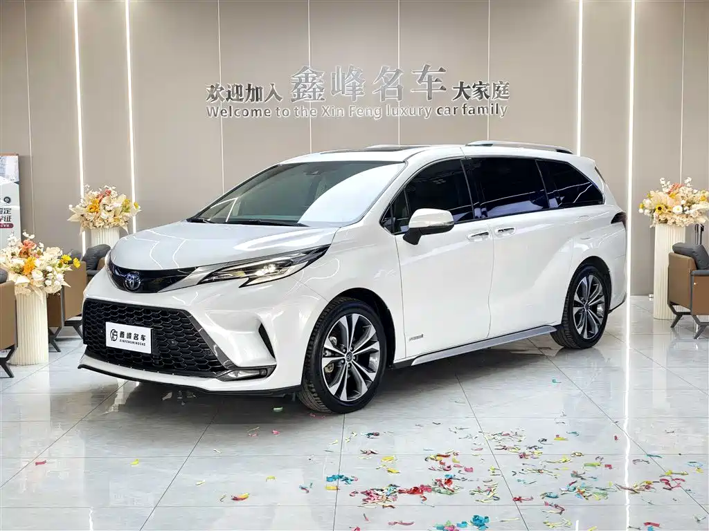 Toyota Granvia 2024