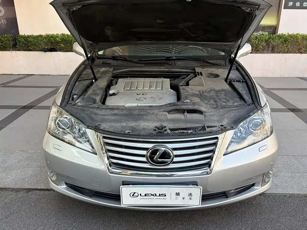 Lexus ES — миниатюра 6