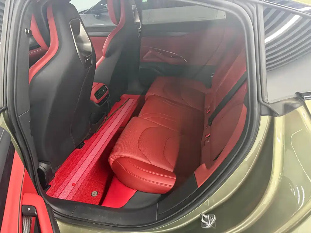 XIAOMI CAR XIAOMI SU7