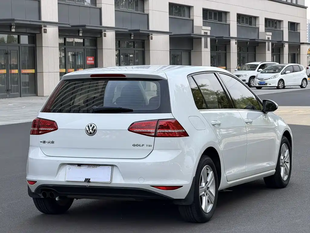 Volkswagen Golf — миниатюра 6