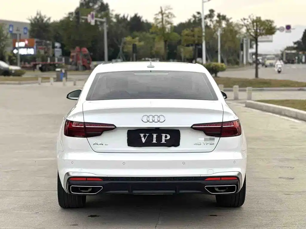 Audi A4L — миниатюра 4