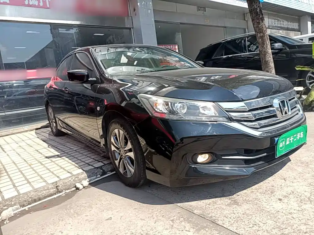 Honda Accord — миниатюра 4