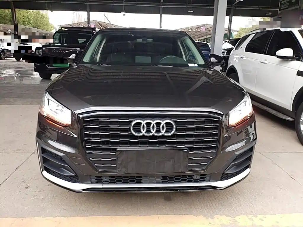 Audi Q2L — миниатюра 3