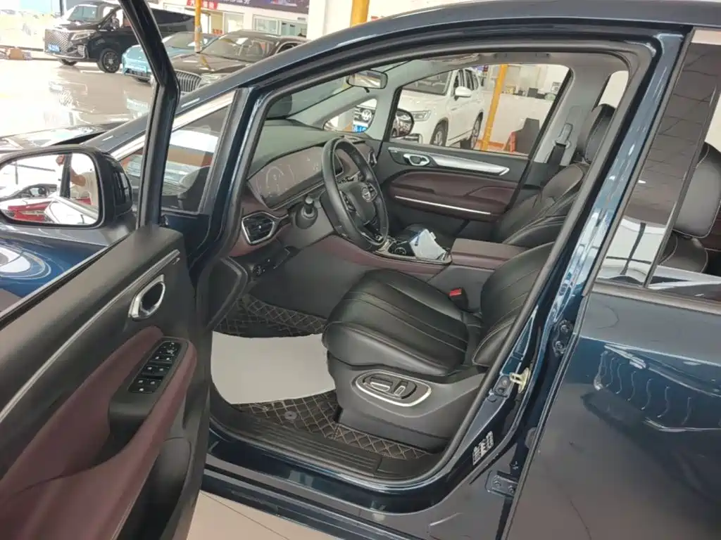 GAC Motor Trumpchi M6 — миниатюра 16