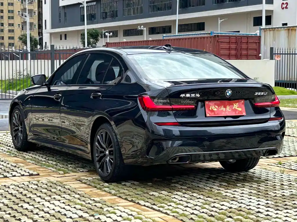 BMW 3 Series — миниатюра 5