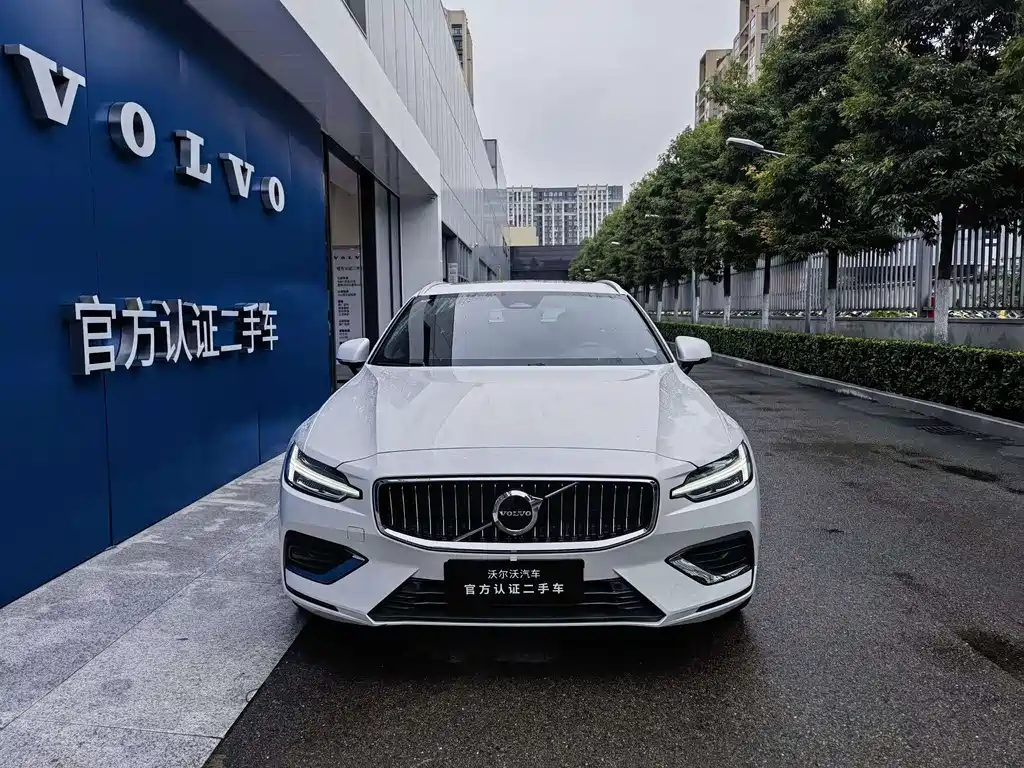 VOLVO V60