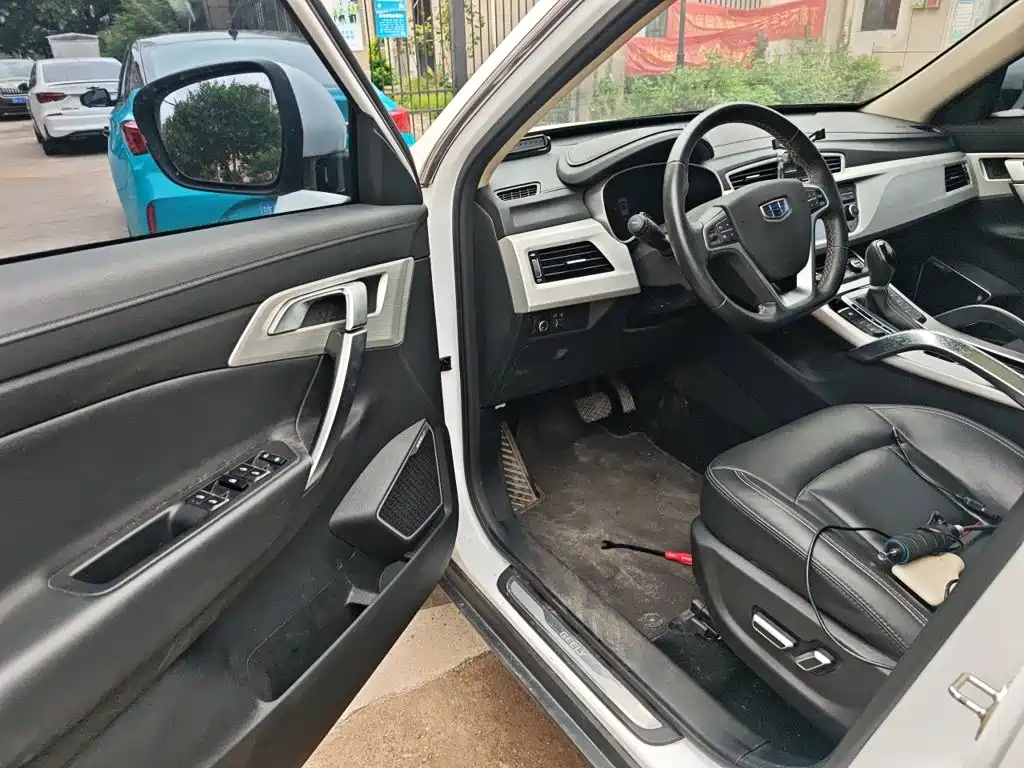 Geely Boyue — миниатюра 14