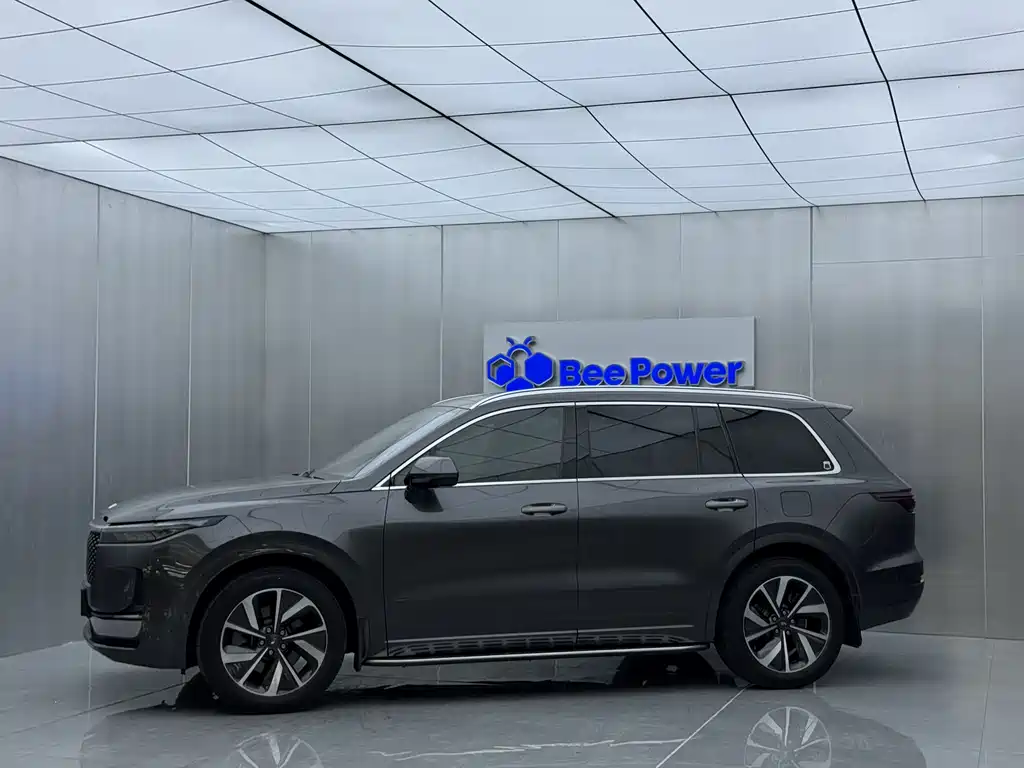 Li Auto ONE 2021 6 мест