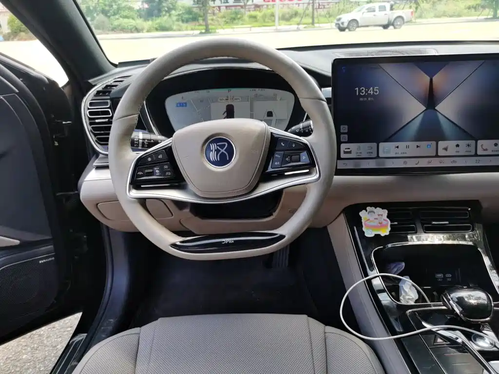 BYD Han — миниатюра 3
