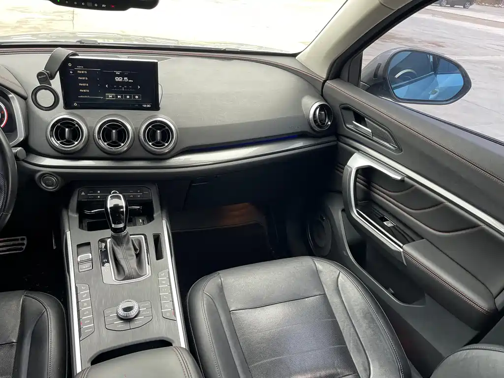 WEI PAI WEI BRAND VV5