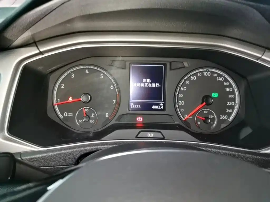 Volkswagen T-Roc — миниатюра 12