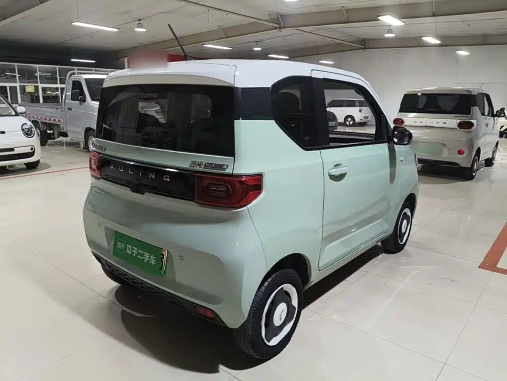 Wuling MINIEV — миниатюра 7