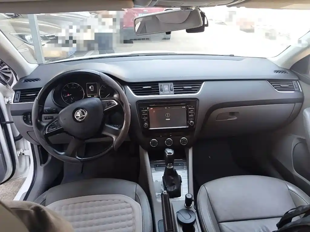 Skoda Octavia — миниатюра 14