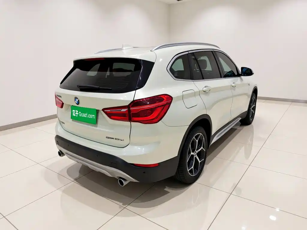 BMW X1 — миниатюра 6