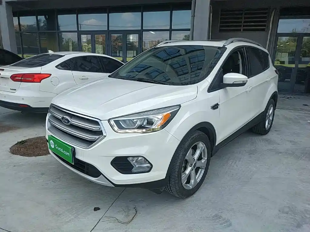 Ford Kuga — миниатюра 2