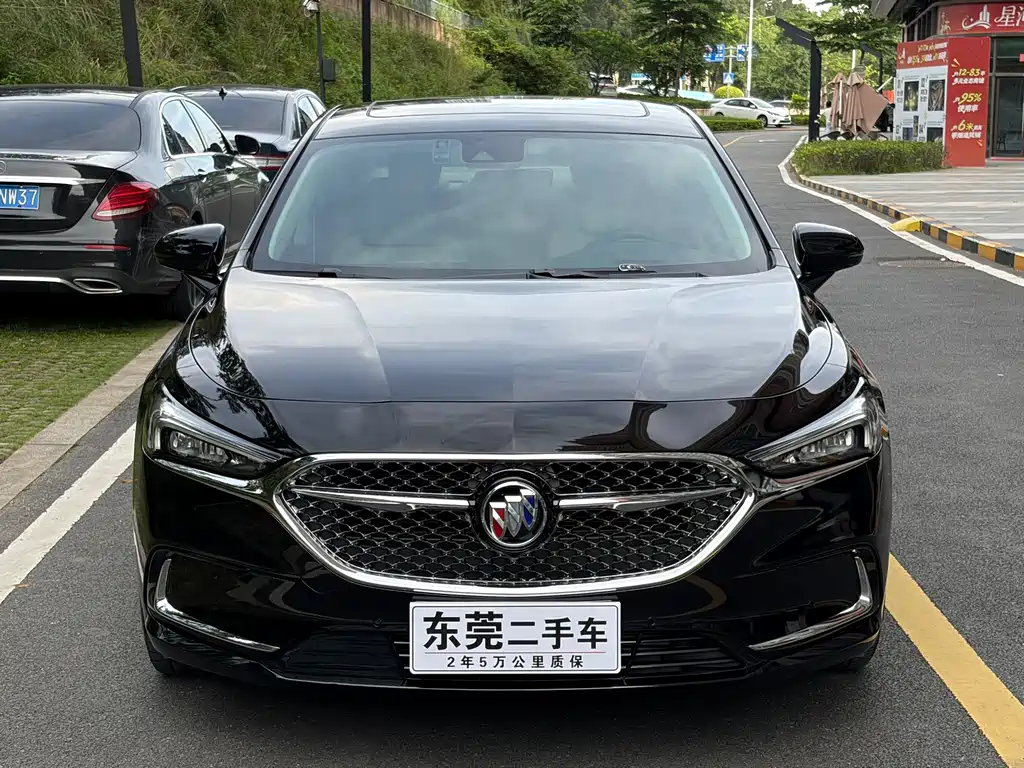 Buick LaCrosse 2022 Avenir