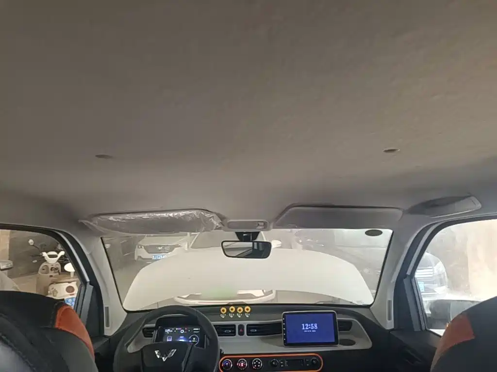 Wuling MINIEV — миниатюра 18
