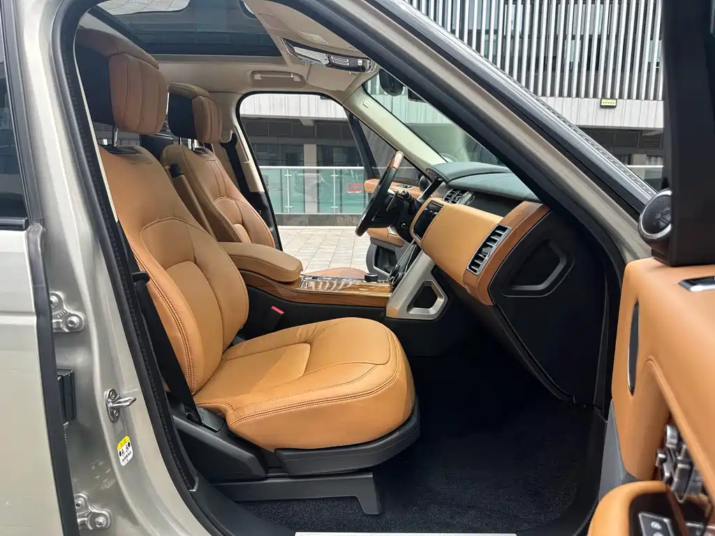 Land Rover Range Rover 2020 3.0 L6 Long Wheelbase