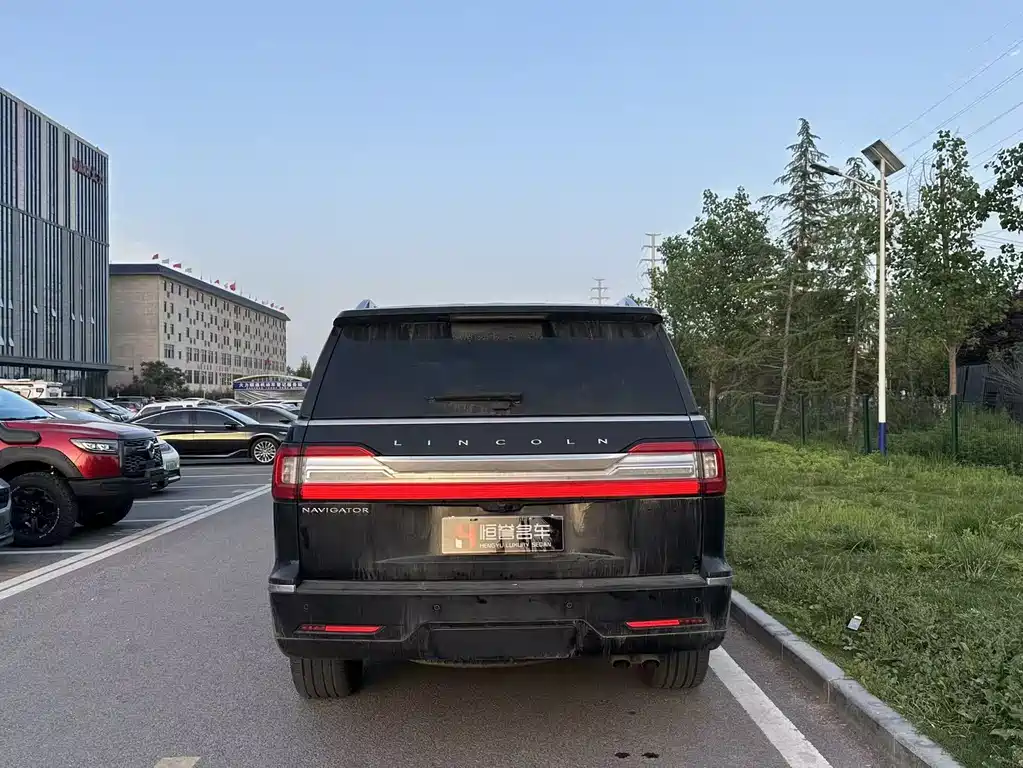 Lincoln Navigator 2019 3.5T VI