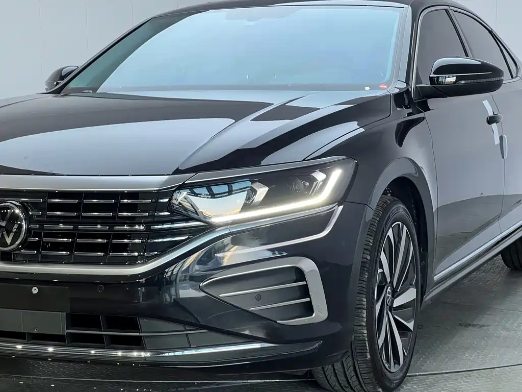 Volkswagen Passat — миниатюра 4