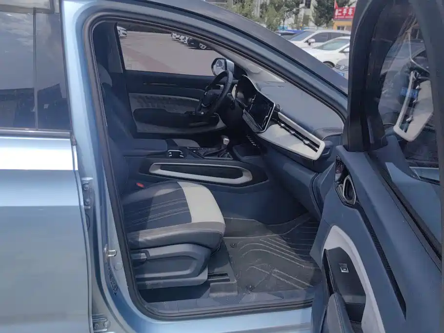 Baojun RM-5 — миниатюра 8