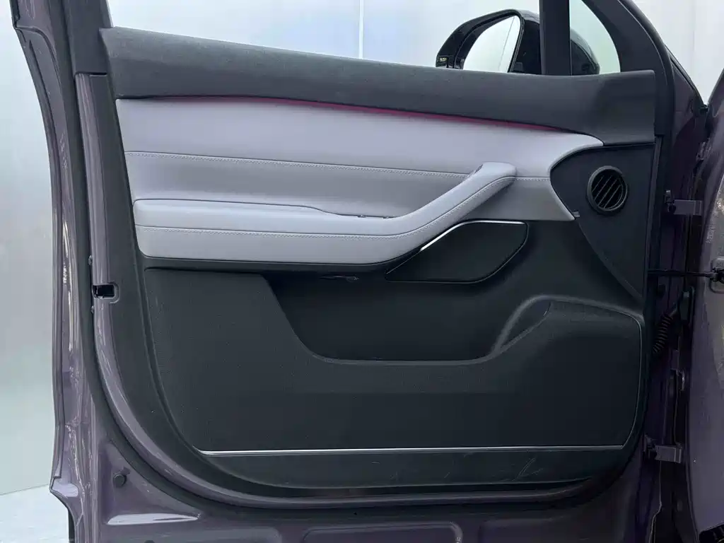 NIO EC6 2024 75kWh