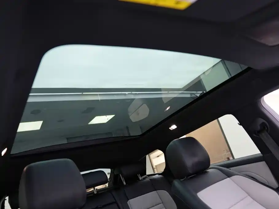 Land Rover Evoque — миниатюра 13