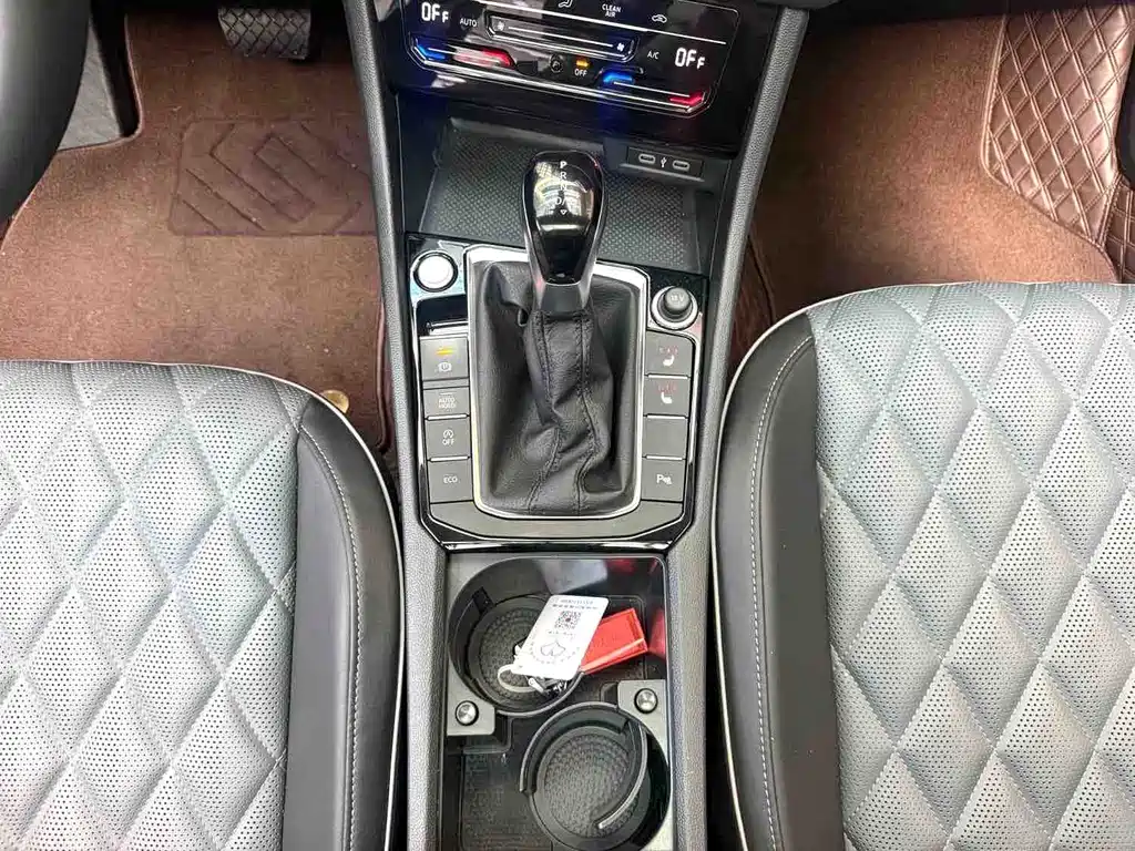 Volkswagen Sagitar — миниатюра 11