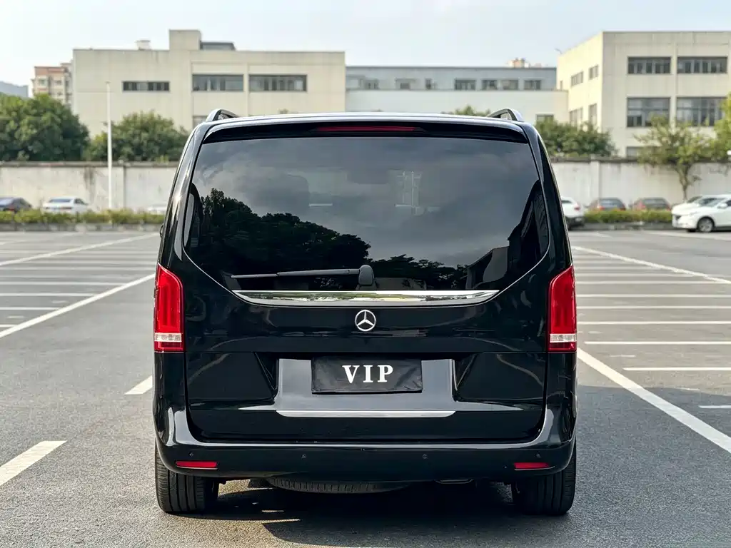 Mercedes-Benz V-Class — миниатюра 9