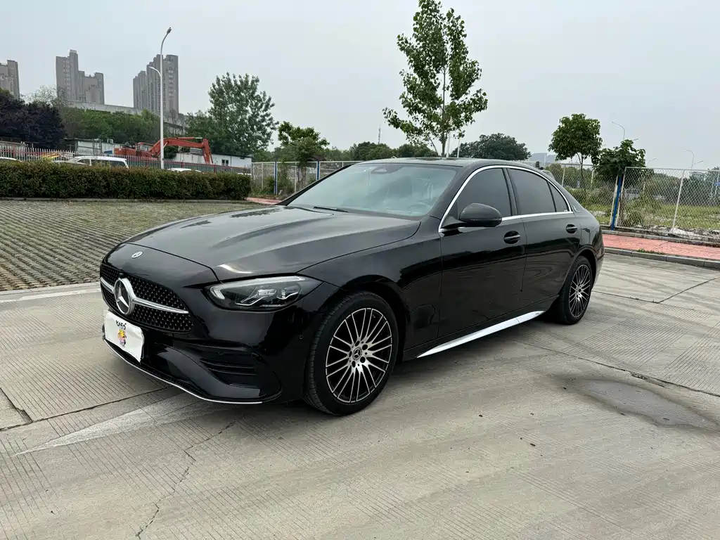 Mercedes-Benz C-Class 2022