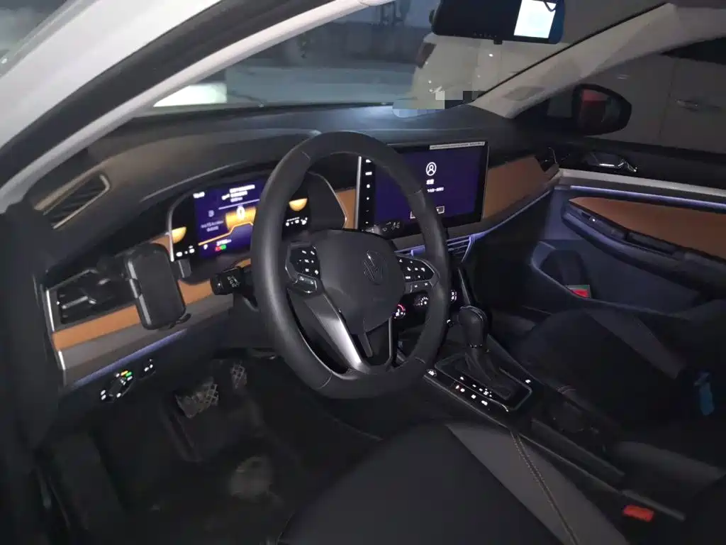 Volkswagen Bora — миниатюра 5