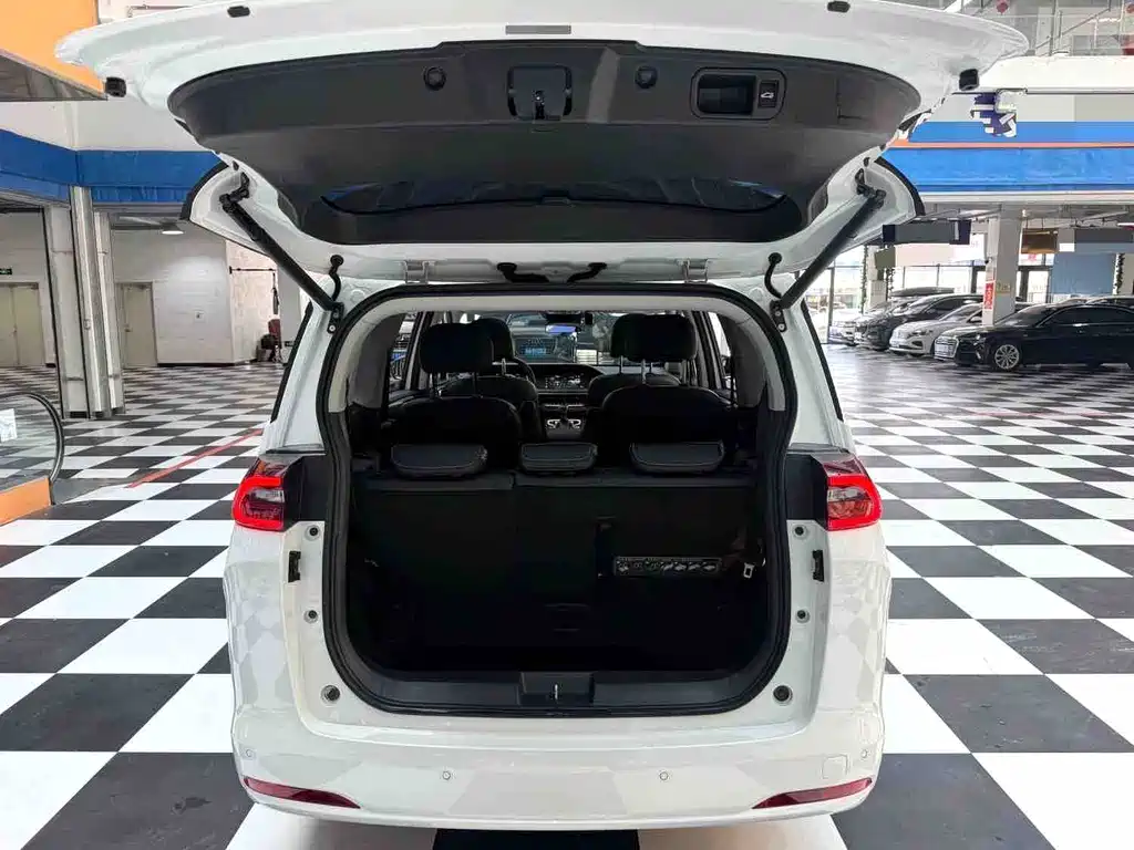 GAC Motor Trumpchi M6 — миниатюра 16